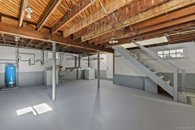 12 Brundage Street, Armonk, NY 10504