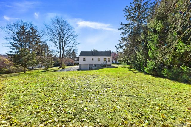 12 Brundage Street, Armonk, NY 10504