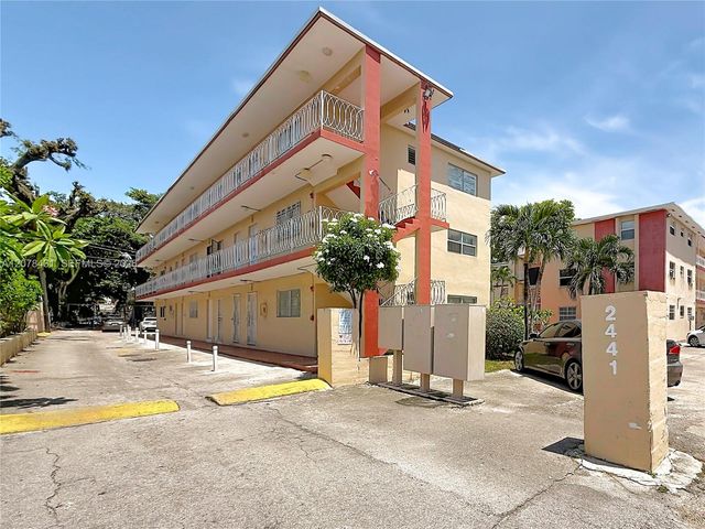 2441 NW 13th Street 67, Miami, FL 33125