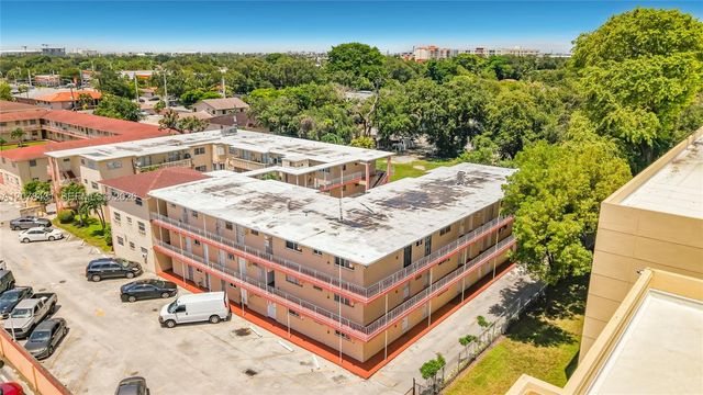 2441 NW 13th Street 67, Miami, FL 33125