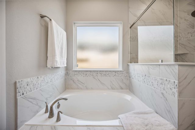 6923 California Black Oak Drive, Conroe, TX 77304