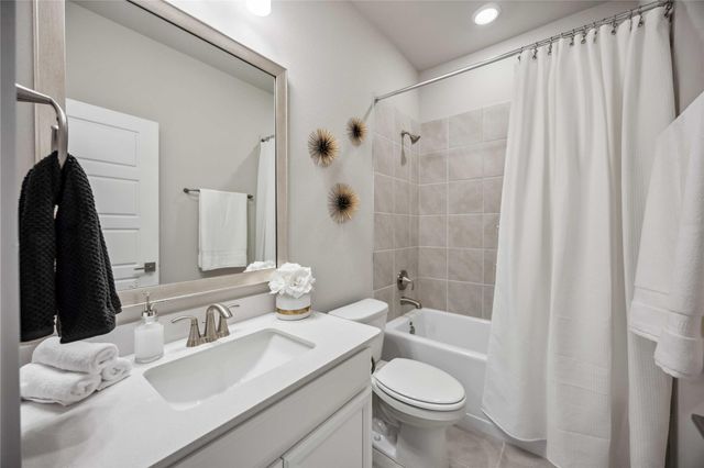 6923 California Black Oak Drive, Conroe, TX 77304