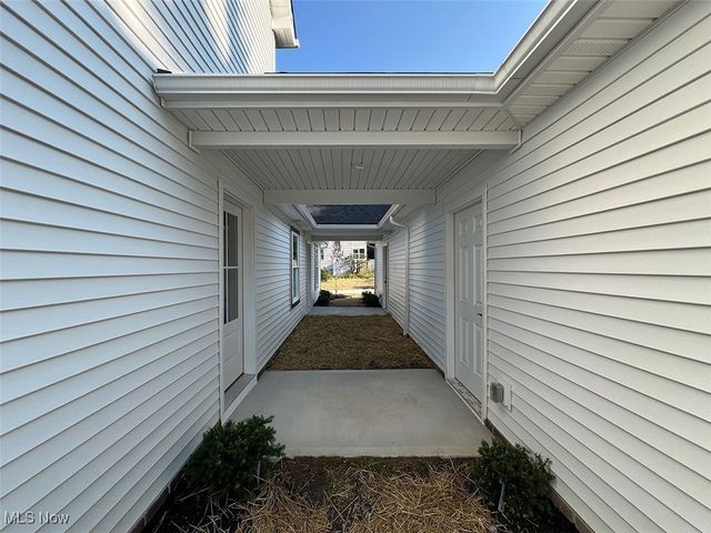 3630 Menlo Road, Shaker Heights, OH 44120