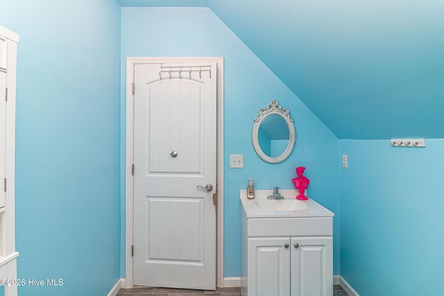 6868 Glover Road, Elm City, NC 27822
