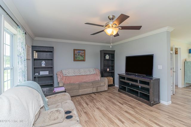6868 Glover Road, Elm City, NC 27822