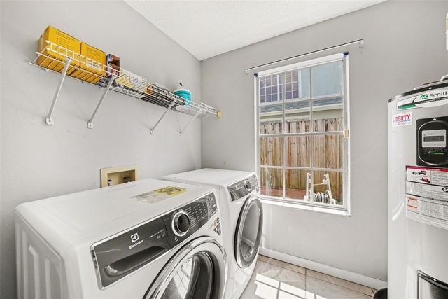 6202 BOONE DRIVE, Tampa, FL 33625