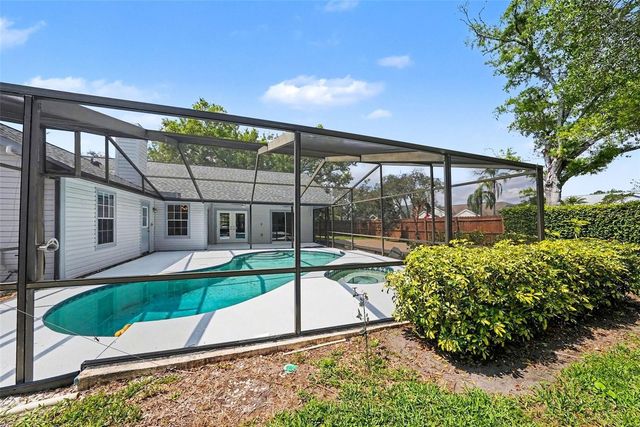 6202 BOONE DRIVE, Tampa, FL 33625