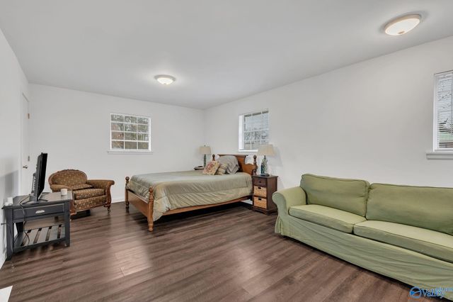 222 Airport Road SW, Hartselle, AL 35640