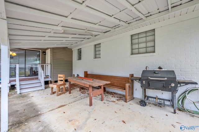 222 Airport Road SW, Hartselle, AL 35640