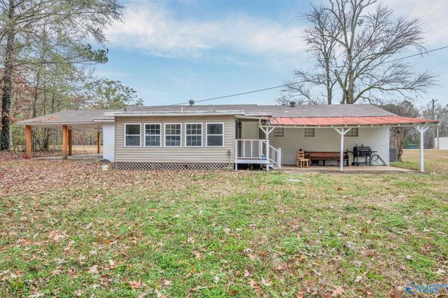 222 Airport Road SW, Hartselle, AL 35640