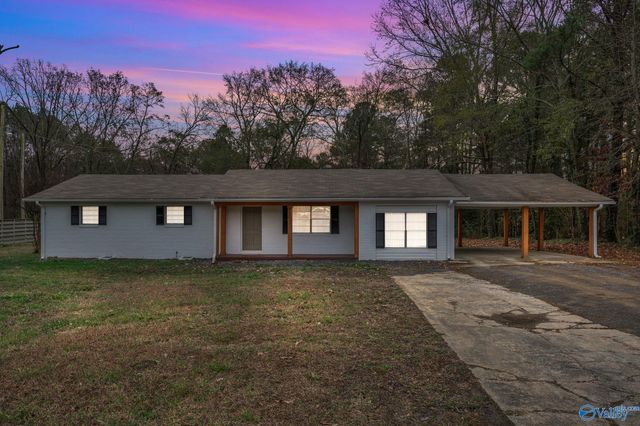 222 Airport Road SW, Hartselle, AL 35640