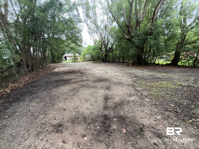 212 11th Avenue, Chickasaw, AL 36611