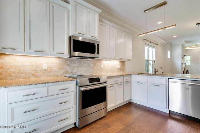 405 S Montauban Drive, Lafayette, LA 70507
