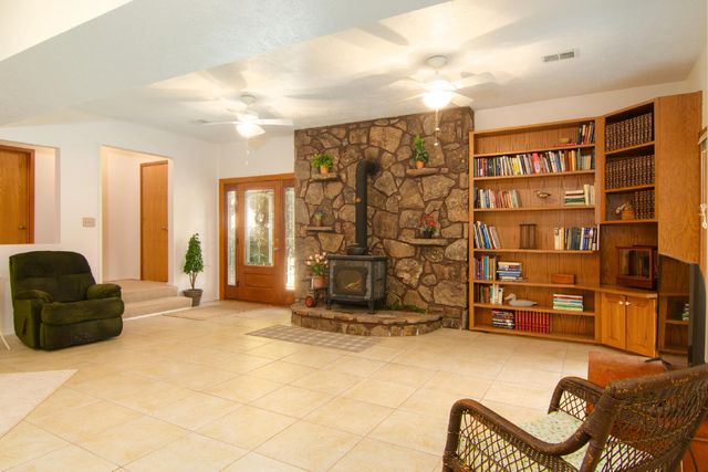 211 River Bend Road, Branson, MO 65616