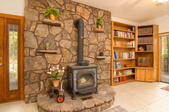 211 River Bend Road, Branson, MO 65616