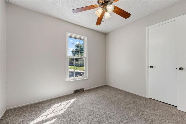 301 SE Alice Street, Blue Springs, MO 64014