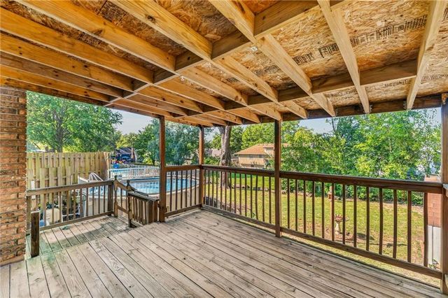 301 SE Alice Street, Blue Springs, MO 64014