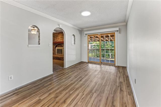 301 SE Alice Street, Blue Springs, MO 64014
