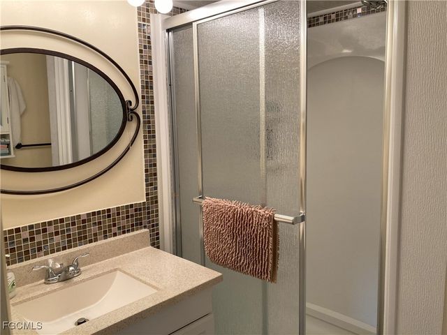 4686 Sandpiper DR, St James City, FL 33956