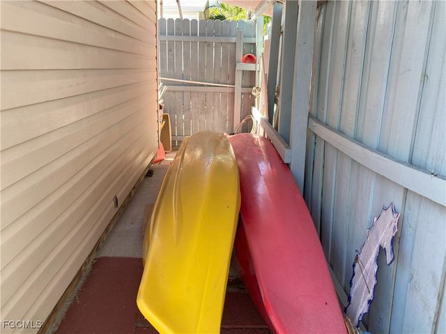 4686 Sandpiper DR, St James City, FL 33956