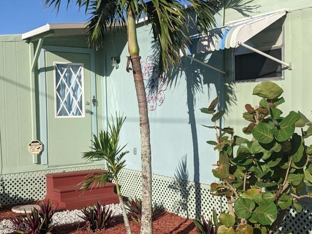 4686 Sandpiper DR, St James City, FL 33956