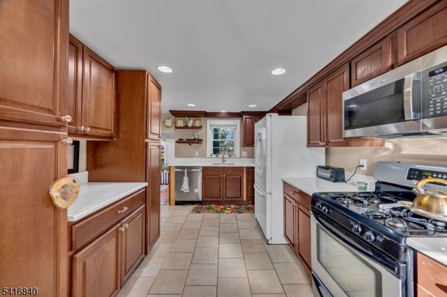 160 Stanton Rd, Readington Twp., NJ 08822