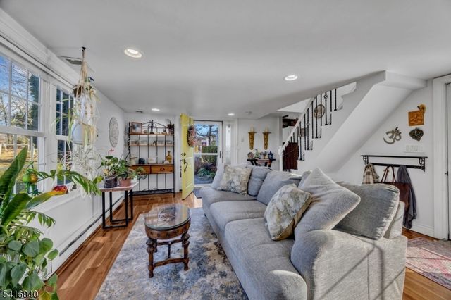 160 Stanton Rd, Readington Twp., NJ 08822