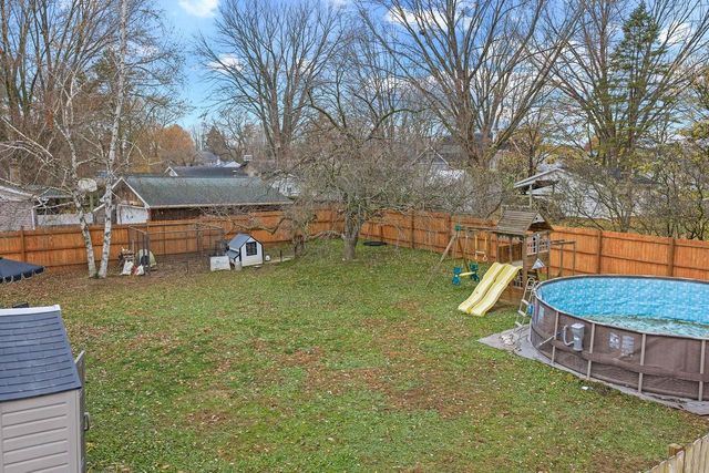 610 Crimson Court, Reedsburg, WI 53959