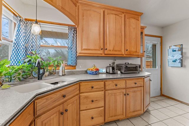 610 Crimson Court, Reedsburg, WI 53959