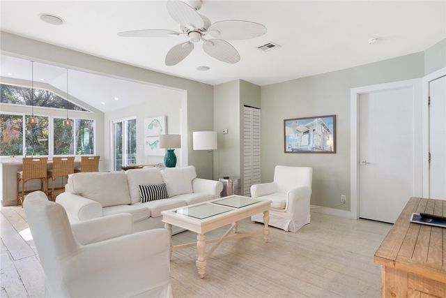 1951 W Sand Dollar Lane, Vero Beach, FL 32963