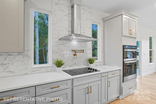 137 Wood Acre Drive, Mooresville, NC 28115