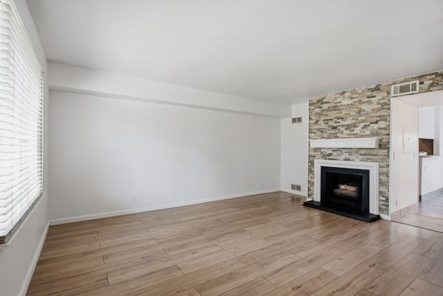 8207 Sawyer Brown Rd Apt M4, Nashville, TN 37221