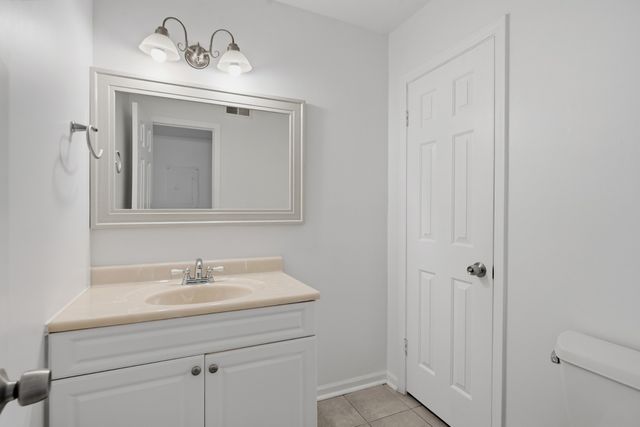 8207 Sawyer Brown Rd Apt M4, Nashville, TN 37221