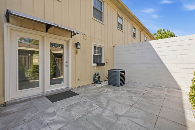 8207 Sawyer Brown Rd Apt M4, Nashville, TN 37221