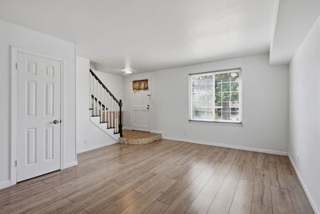 8207 Sawyer Brown Rd Apt M4, Nashville, TN 37221