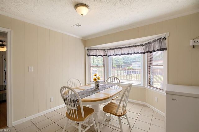 19 Ewellville LN, Dutton, VA 23050