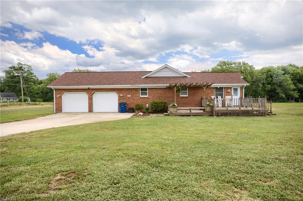 19 Ewellville LN, Dutton, VA 23050