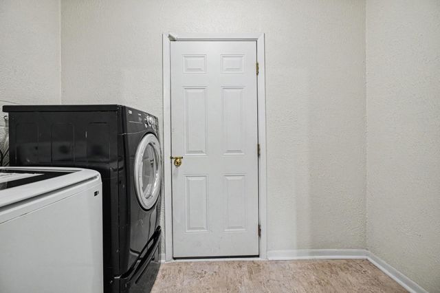 1105 E Brown Lane, Deer Park, TX 77536