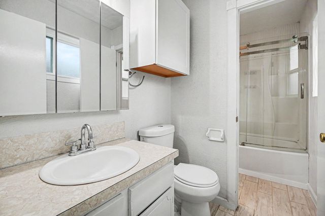 1105 E Brown Lane, Deer Park, TX 77536