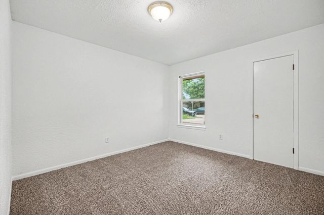 1105 E Brown Lane, Deer Park, TX 77536