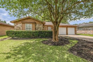1105 E Brown Lane, Deer Park, TX 77536
