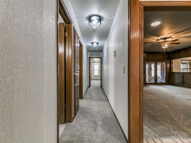 709 HAMLET Lane, Yukon, OK 73099