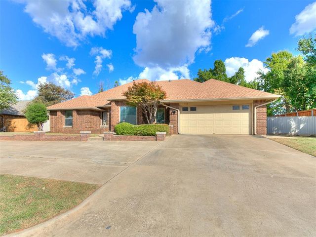 709 HAMLET Lane, Yukon, OK 73099