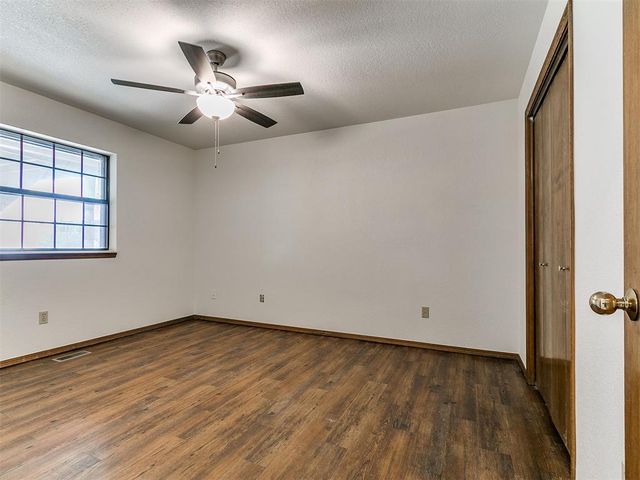 709 HAMLET Lane, Yukon, OK 73099