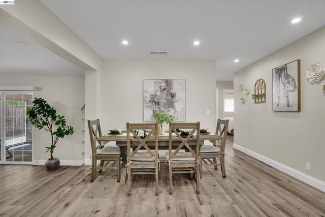 5006 Everglades Park Dr, Fremont, CA 94538