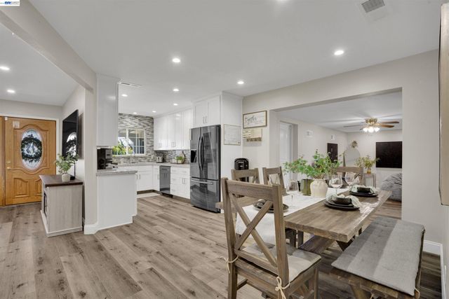 5006 Everglades Park Dr, Fremont, CA 94538