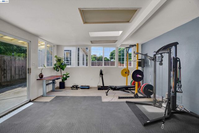 5006 Everglades Park Dr, Fremont, CA 94538