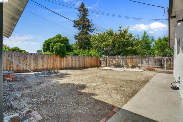 5006 Everglades Park Dr, Fremont, CA 94538