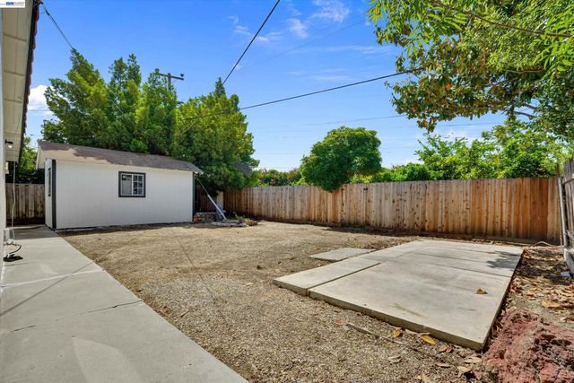 5006 Everglades Park Dr, Fremont, CA 94538