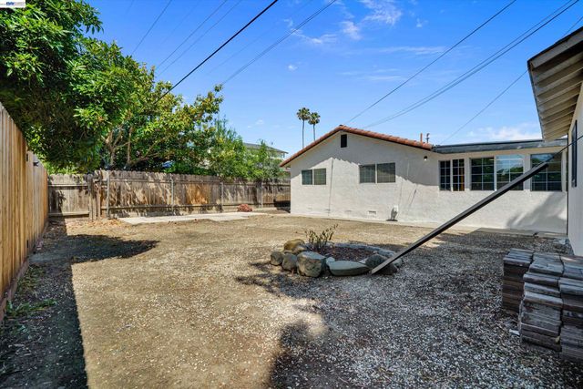 5006 Everglades Park Dr, Fremont, CA 94538